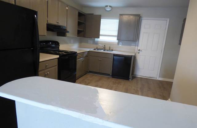 Two-bedroom Duplex in Gallatin Gallery 3
