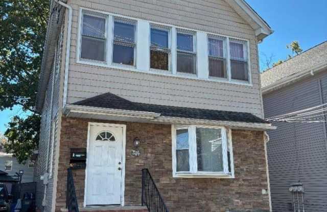 384 E 9th Ave photos photos