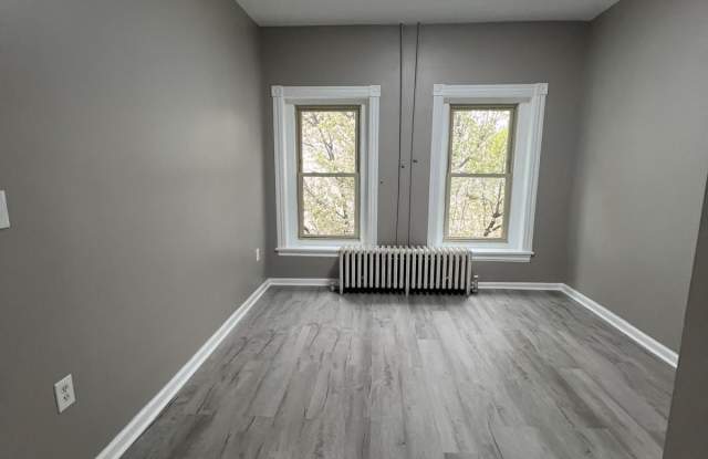 43 North 9th Street - 2nd Fl Gallery 4