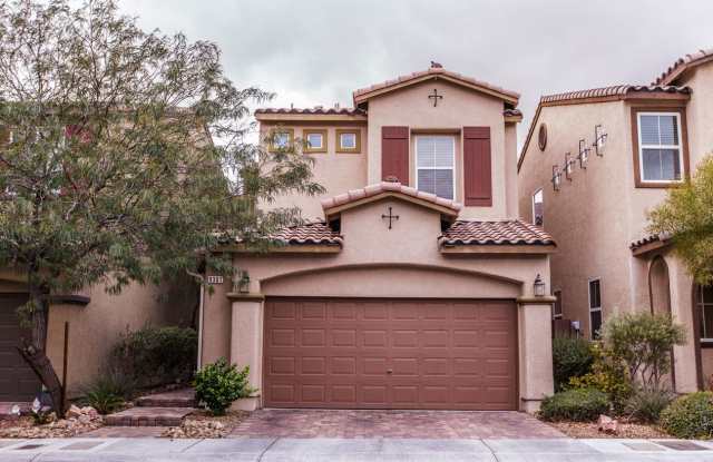 Beautiful Mountain's Edge Community photos photos