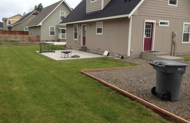 Hidden Gem! - NOW OFFERING FIRST MONTH'S RENT HALF-OFF! Gallery 3