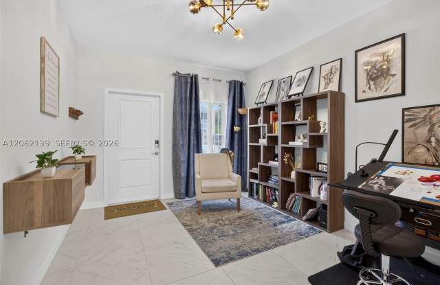 6015 Coralberry St Gallery 3