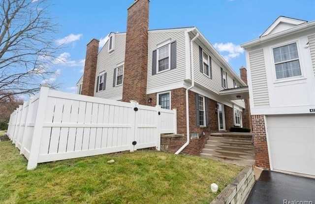 41778 BROQUET Drive photos photos