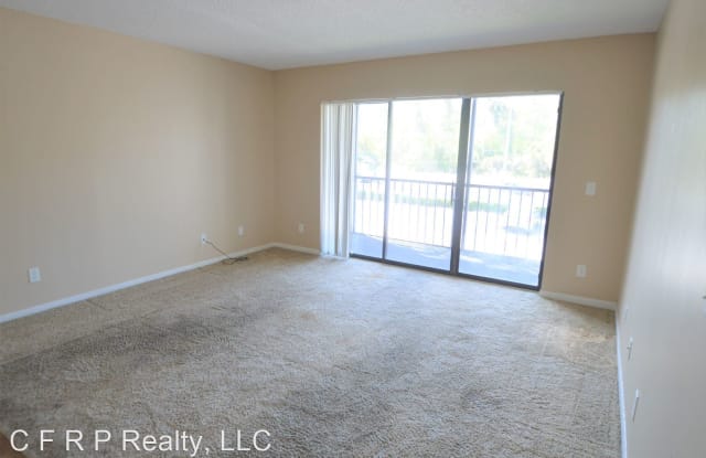 922 S Pine Ridge Circle Gallery 3