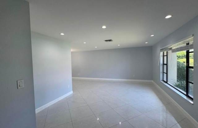 120 ANNWOOD Road Gallery 3