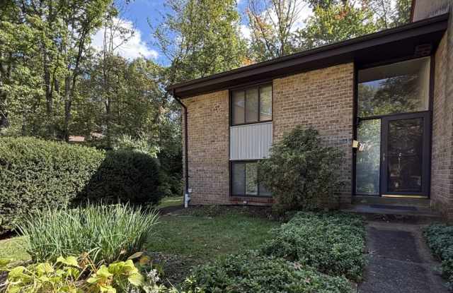 Hillcrest at Saffold Way - 11008 Saffold Way, Reston, VA 20190