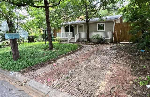 1107 Peak Street - 1107 Peak Street, Denton, TX 76201