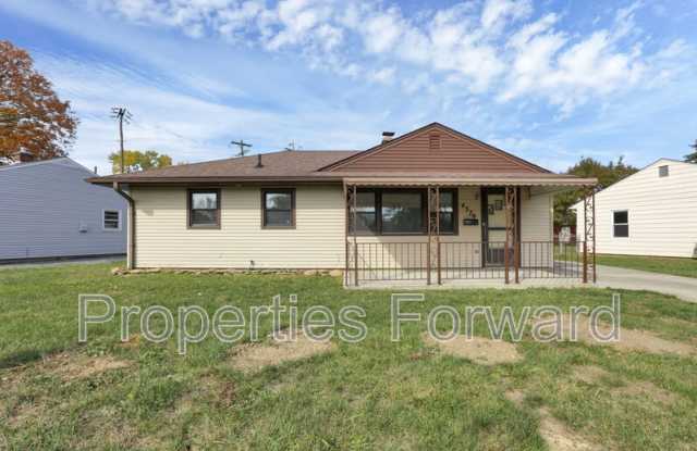 4379 Maplegrove Dr photos photos