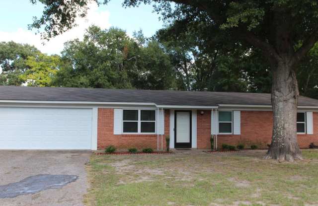 Charming 3 Bedroom in South Tyler! photos photos