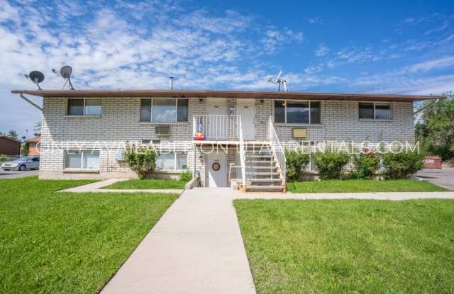 1052 S Virginia Cir photos photos