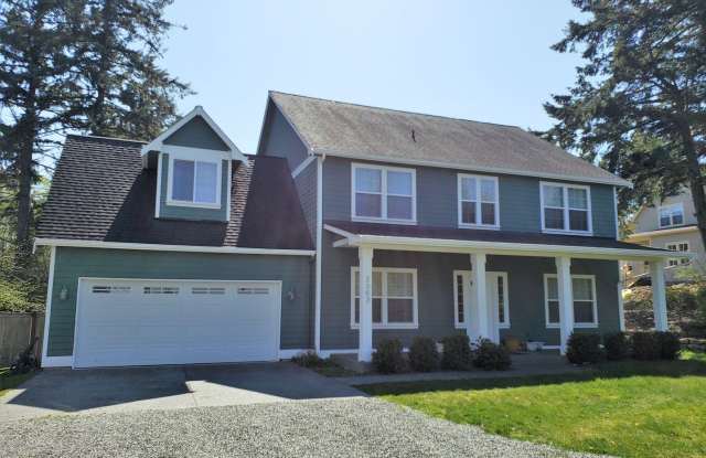 2363 Robertson Avenue NE - 2363 Robertson Avenue Northeast, Bainbridge Island, WA 98110