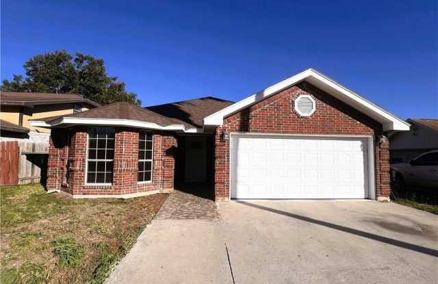 2414 N 28th Lane - 2414 North 28th Lane, McAllen, TX 78501