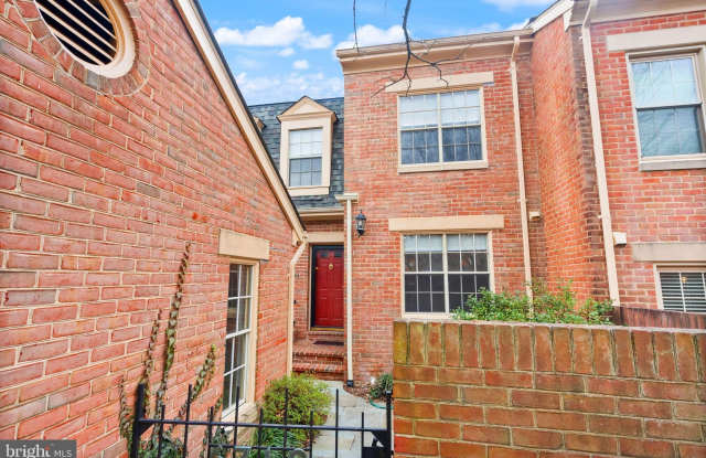 6719 CORNER LANE - 6719 Corner Lane, McLean, VA 22101