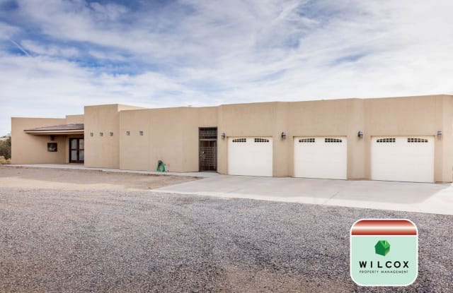 6101 JACKRABBIT JUNCTION (House) - 6101 Jack Rabbit Junction, Farmington, NM 87402