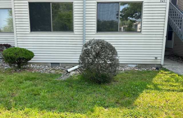 2 Bedroom Condo---Ready for Move in! - 610 Noahs Road, Pleasantville, NJ 08232