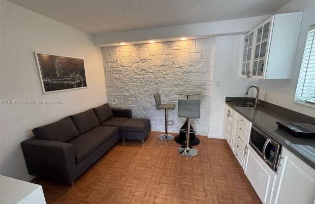 14615 N Miami Ave photos photos 14615 N Miami Ave photos photos