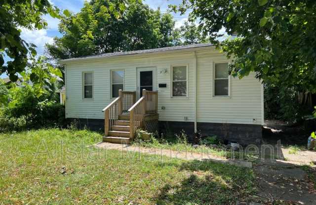 13316 Chapelside Ave photos photos