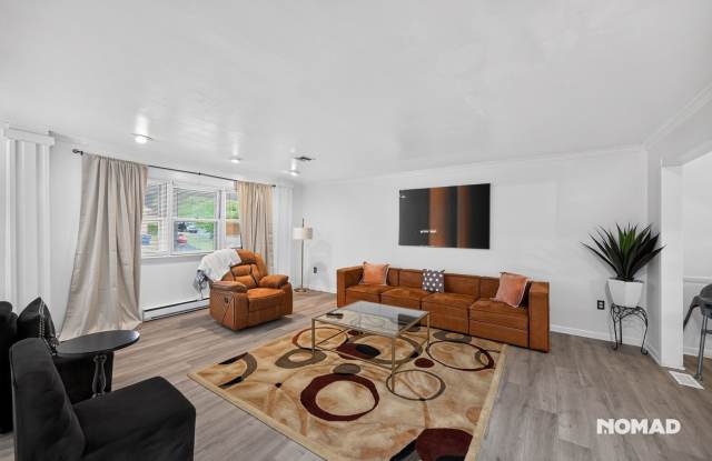 Spacious 4BR House in Harrisburg Gallery 4