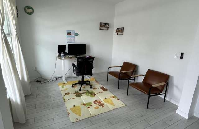 12808 SW Eleanor Drive Gallery 4