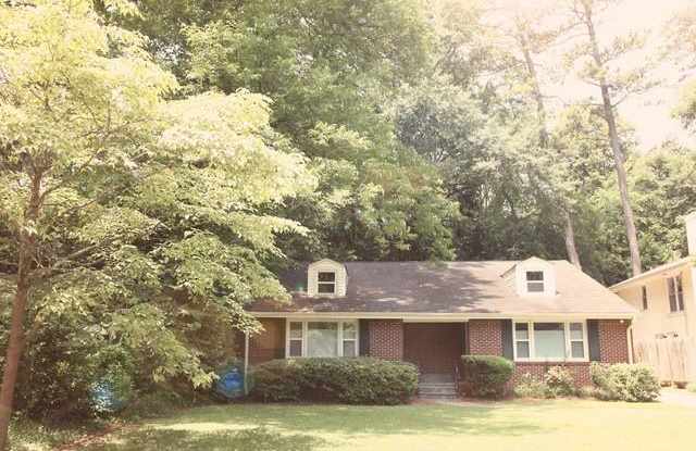 1932 Lebanon Drive NE Gallery 2