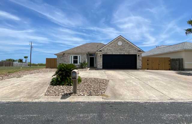 UPDATED 4 BEDROOM IN COQUINA BAY! photos photos
