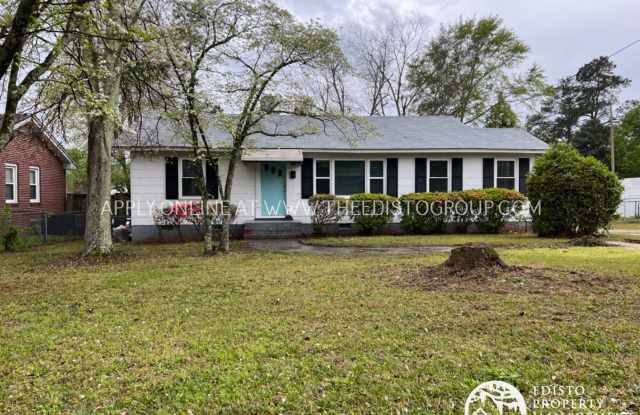 Updated 3-Bedroom Home in the Heart of Orangeburg! Gallery 3