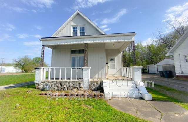 412 E Riverside Dr photos photos
