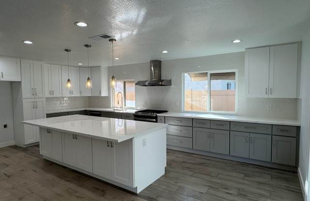 4 beds 2 baths single house for lease in Chino big lot - 5848 Equestrian Court, Chino, CA 91710
