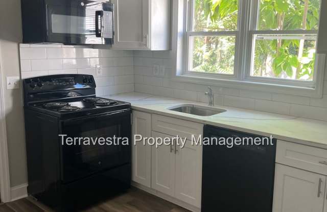 4 Bedroom Single Family in Millville! photos photos