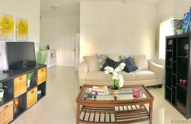9850 E Bay Harbor Dr Gallery 4