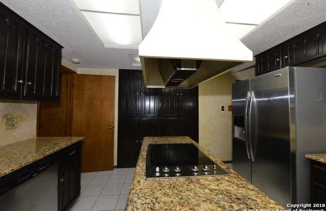 15902 CREPE MYRTLE ST Gallery 4