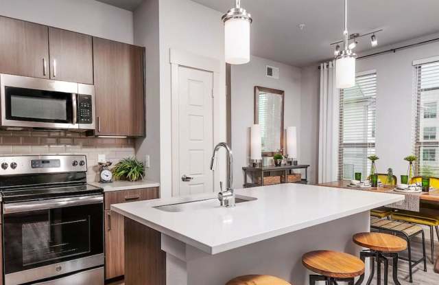 Kelley at Samuels Avenue photos photos Kelley at Samuels Avenue photos photos