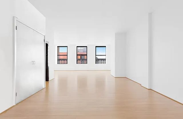 714 Broadway Apt 10 Gallery 1