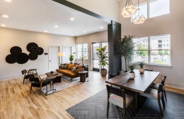 Woodlands Creekside Gallery 2