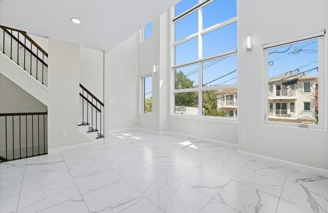 195 LINCOLN ST photos photos