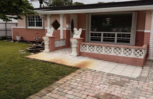 7648 Alhambra Boulevard photos photos