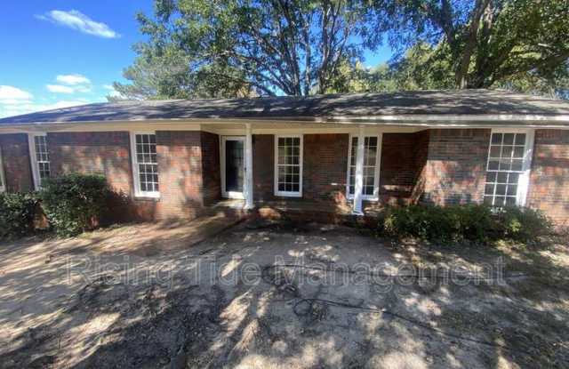 118 39th Ave NE - 118 39th Avenue Northeast, Center Point, AL 35215
