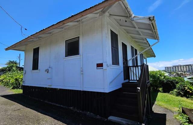 Charming 3 bedroom home in Central Hilo - 89 Hoku Street, Hilo, HI 96720