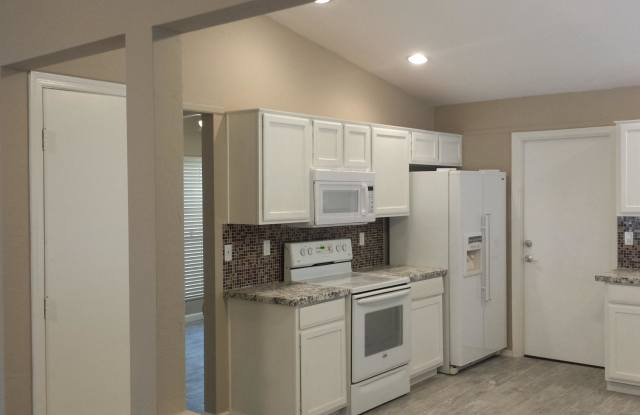 9134 W REDFIELD Road Gallery 4
