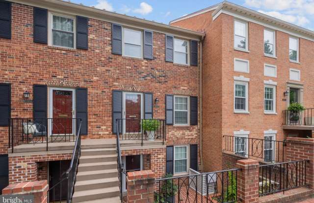 3241 SUTTON PLACE NW - 3241 Sutton Place Northwest, Washington, DC 20016