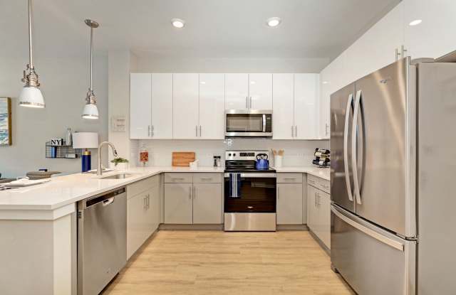 175 Avenue F photos photos