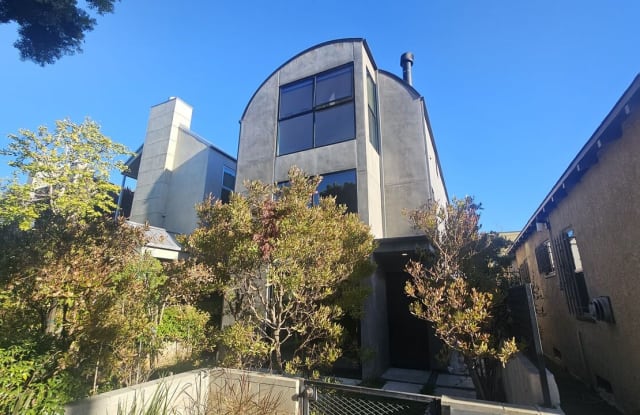 738 Marine St - 738 Marine Street, Santa Monica, CA 90405