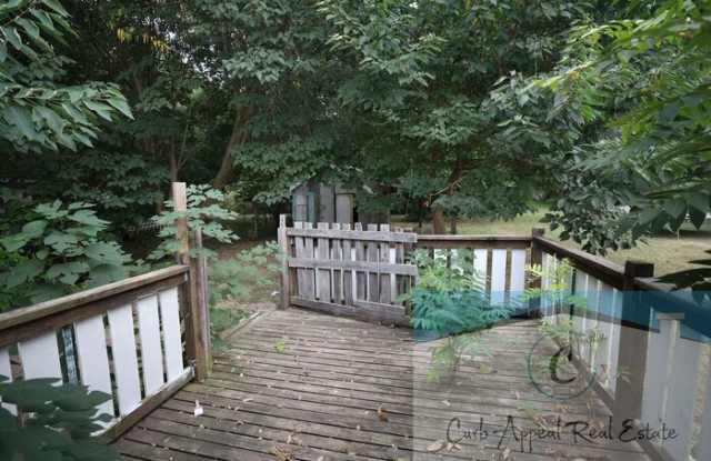529 Ellis Avenue Gallery 2