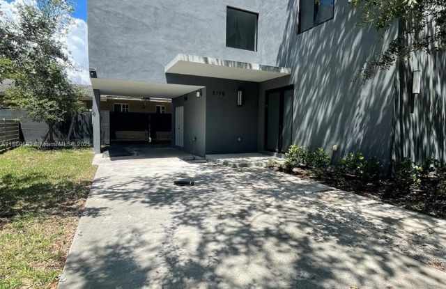 5198 NW 3rd Ave photos photos