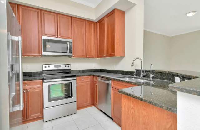 Waterfront Penthouse Living – Luxury 3 Bedroom / 2 Bath Condo on the Water photos photos Waterfront Penthouse Living – Luxury 3 Bedroom / 2 Bath Condo on the Water photos photos