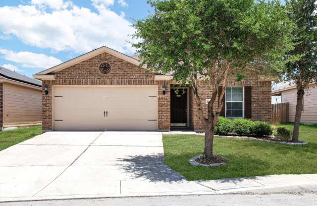 Modern Single-Story Retreat with 3 Bedrooms, Open Layout, and HOA Amenities photos photos