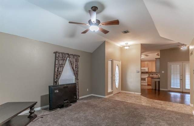 1015 Dawn Court Gallery 2