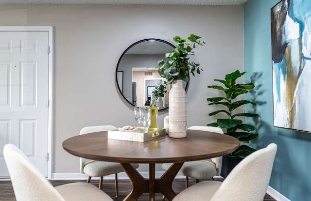Hampton Creek Apartments photos photos