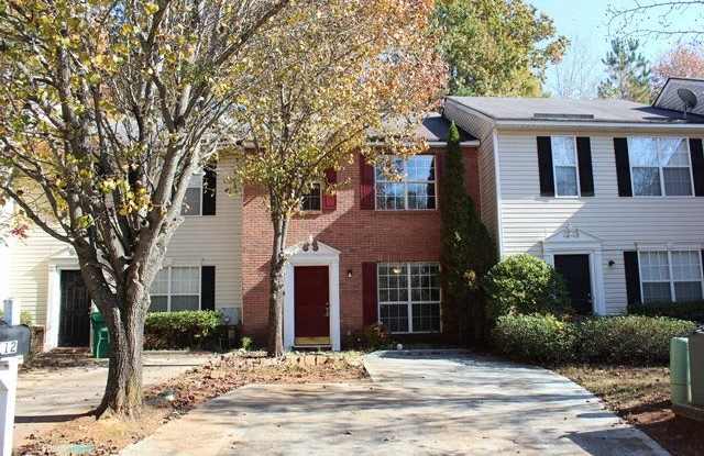 Waiting for YOU - LOVELY 3 Bedroom / 2.5 Bathroom in Lithonia! - 3012 Fair Creek Court, DeKalb County, GA 30038
