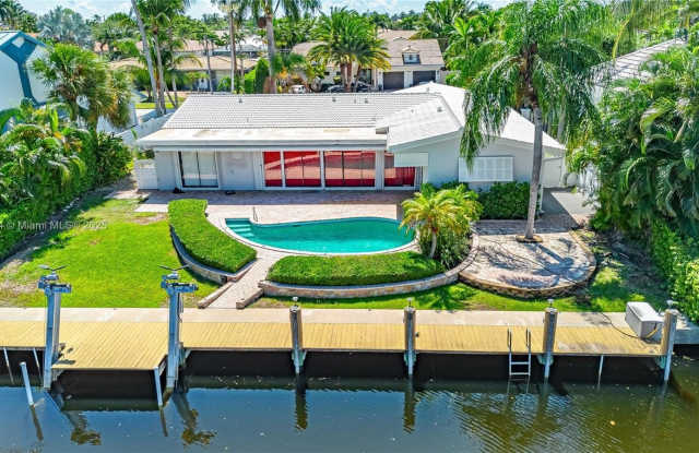 2531 NE 47th St - 2531 Northeast 47th Street, Lighthouse Point, FL 33064